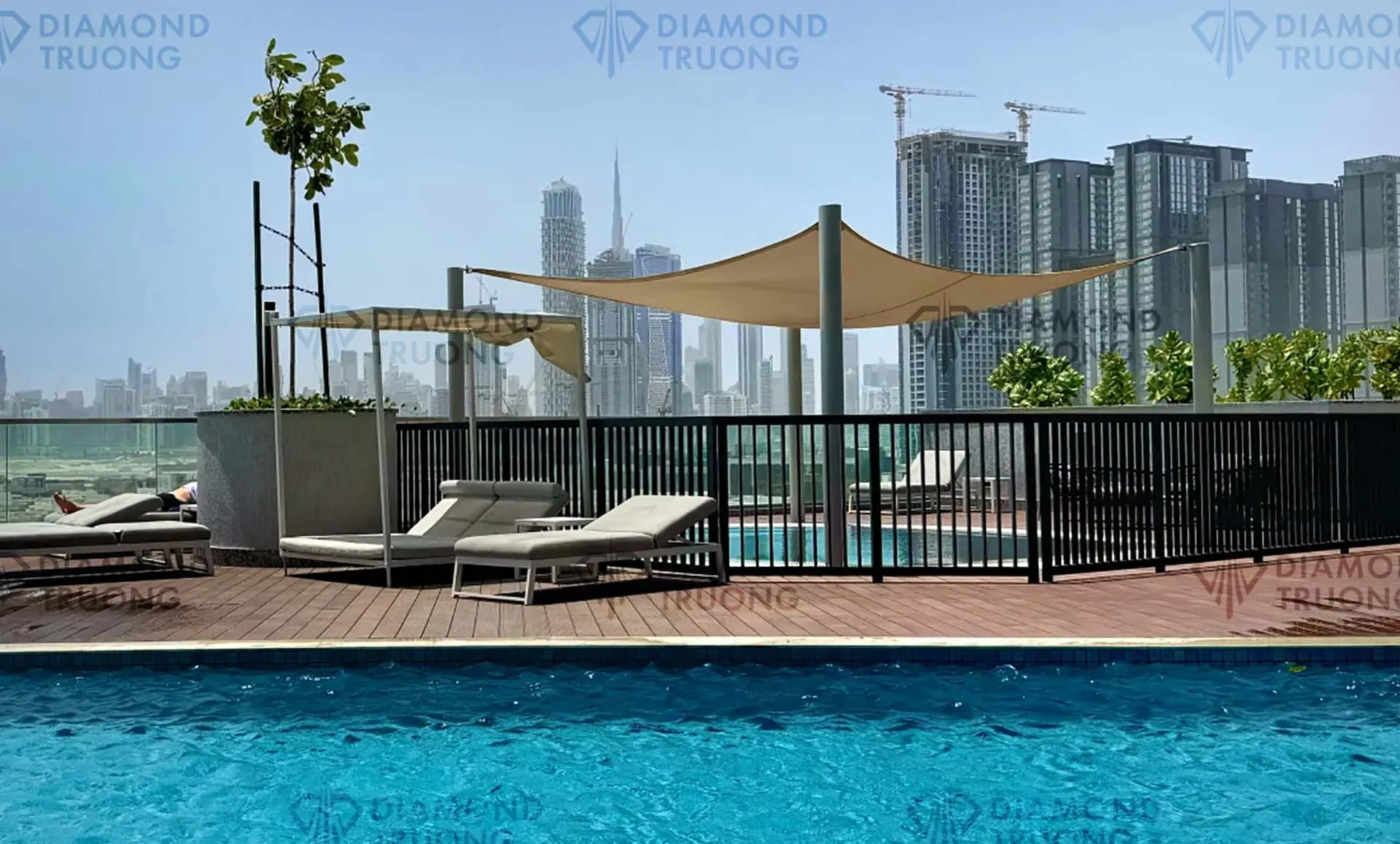 Waves Grande Pool Area